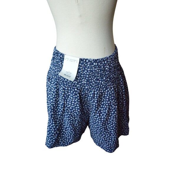 Free Assembly Navy Blue Elastic Waist White Floral Shorts Girls L (10/12) NWT - Picture 2 of 5